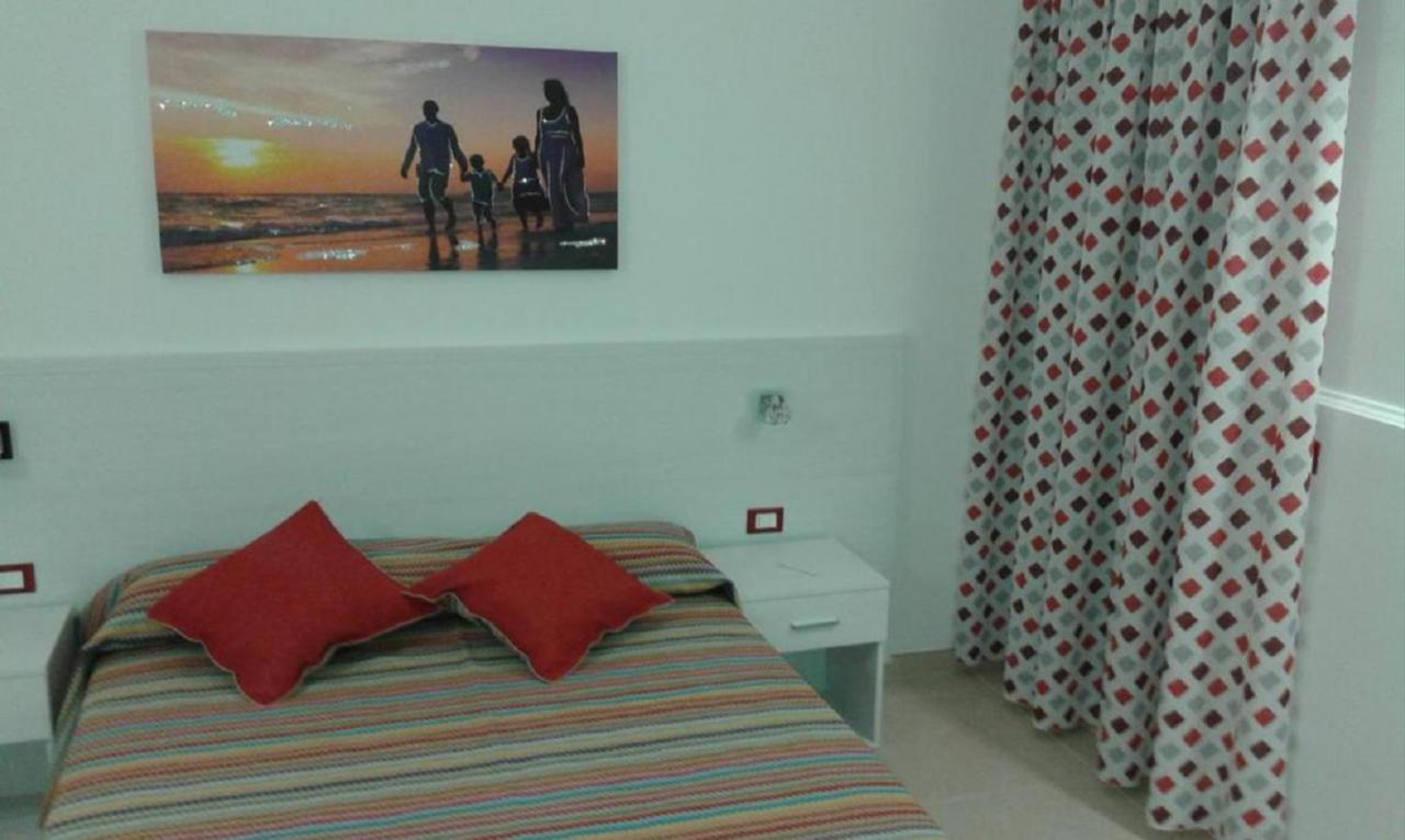 Malvarosa Apartments Porto Cesareo Exterior photo